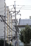 인천 인주대로에 기울어진 전신주