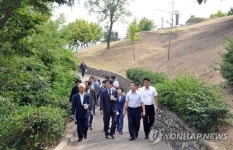 신암선열공원 찾은 심덕섭 국가보훈처 차장