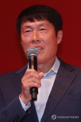 소감 말하는 차범근 전 감독