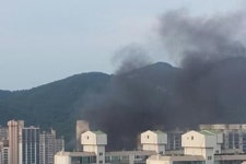 의정부 먹거리타운 음식점 화재…진화 중
