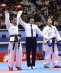 북한 여자 태권도 우승한 신정화