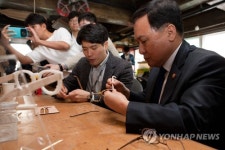 유영민 장관, 4차산업혁명 메이커스 현장방문