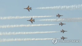 오선지 위를 스치듯