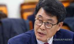 문재인 케어 질의하는 김광수 의원