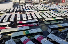 멈춰선 경남 시외버스