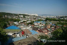 [가을엔 한양도성] 시간도 멈춘 성곽마을…도시재생으로 날갯짓