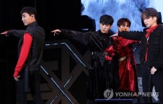 '더 코드'로 컴백한 몬스타엑스