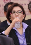 물 마시는 게임물관리위원장