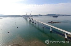 보령 원산도-태안 고남면 교량건설 현장