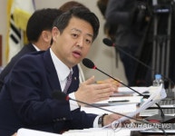 질의하는 김영호 의원