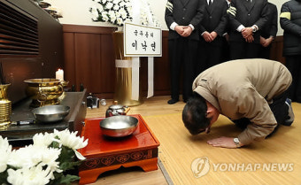 이낙연 총리, 제천 화재 희생자 빈소 방문