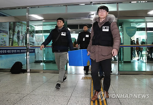 경기남부경찰, 오산 옹벽 붕괴사고 관련 도로 안전 점검 압수수색 진행
