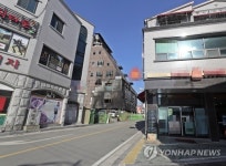한산한 제천 화재 참사 인근 상가