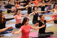 건강 몸매 만드는 요가