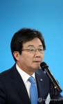 발언하는 유승민