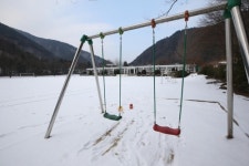 학생 5명 남은 단양 보발분교 통폐합 추진…주민들 발끈