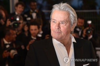 알랭 들롱, 황혼의 쓸쓸함 토로…
