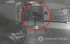 멀쩡히 걸어나간 사지마비 환자