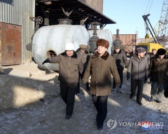 대상건설 현장 방문한 박봉주 북한 내각총리