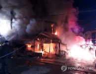 불길 휩싸인 평택 통복시장
