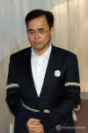 법정 향하는 영재센터 후원 강요 김종 전 차관