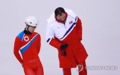 이야기 나누는 윤철-정광범