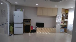3평 컨테이너 경로당 없앤 종로 성곽마을, 새쉼터 열다