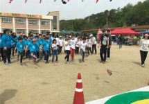 74년 만에 문 닫는 영동 미봉초…마지막 졸업생 6명 배출