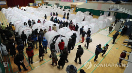 술렁이는 포항 흥해실내체육관