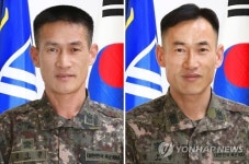 25년간 한 부대서 근무 형제 부사관…남은 군생활도 함께