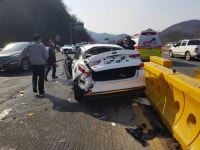 귀경길 터널서  모세의 기적… 교통사고 환자 무사히 이송