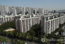 서울시, 잠실재건축 속도 조절…진주아파트 이주 6개월 늦춰(종합2보)