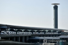 프랑스 민영화 드라이브 …샤를드골·오를리공항도 매각하기로