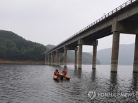 자살다리 청주 문의대교…예방펜스 착공일에 또 자살