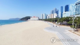 확 넓어진 해운대해수욕장 호안도로