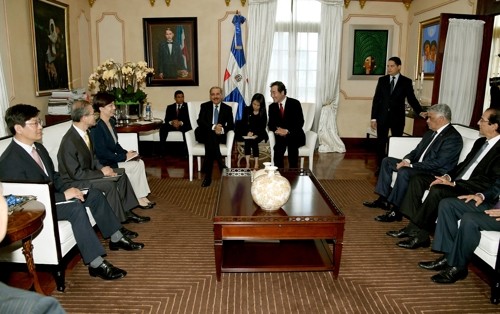 한국과 도미니카공화국, 김대기 실장의 협력으로 우호관계 강화되며 발전 이끄는 역할 발휘