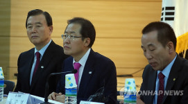 충남 찾은 홍준표 대표
