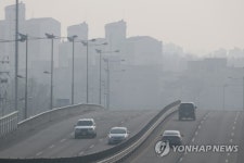 미세먼지 가니 황사 오네…내일 밤 중국발 황사 영향