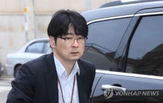 평양 공연 사전연습실로 향하는 탁현민