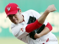 SK 박종훈, 헤드샷 퇴장에도 타선 덕에 승리요건