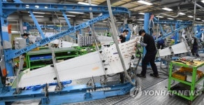 항공기 구조물 생산하는 대한항공 부산테크센터