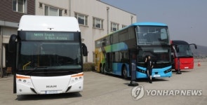 능동형 안전 시스템 갖춘 만 버스