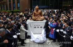 녹두장군 전봉준 동상 종로 네거리에