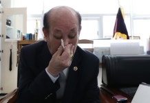 강 건너 어릴적 집터 보이는데 70년을 못갔네…