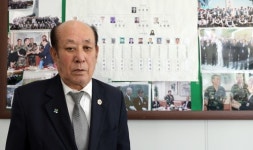 강 건너 어릴적 집터 보이는데 70년을 못갔네…
