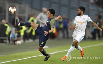 '황희찬 60분' 잘츠부르크, 유로파 4강서 마르세유에 0-2 패배