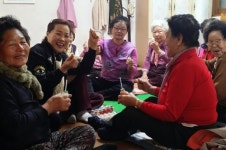 [사람들] 저는 홀몸 어르신 150명의 딸입니다