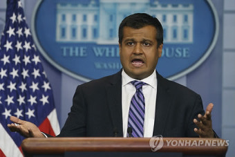 가자지구 인도적 상황 악화, 이스라엘 구호품 공중 투하 논란 확산