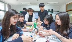 금호타이어, 청소년 미술치료 전개