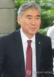 실무회담장 향하는 성김